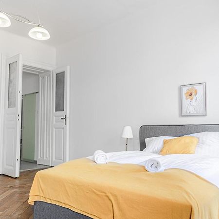 Cozy 2Br Apt. Near Akh Hospital-Ideal For Longstay Vienna Exterior photo
